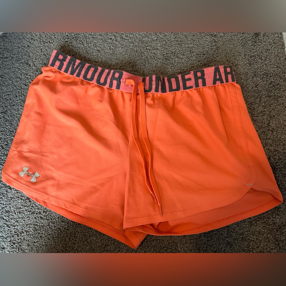 Coral Under Armour Medium Good Used Condition Shorts